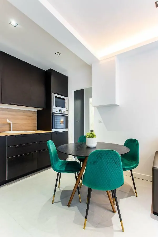 Apartment Cmg Parc De Bercy - Madagascar *